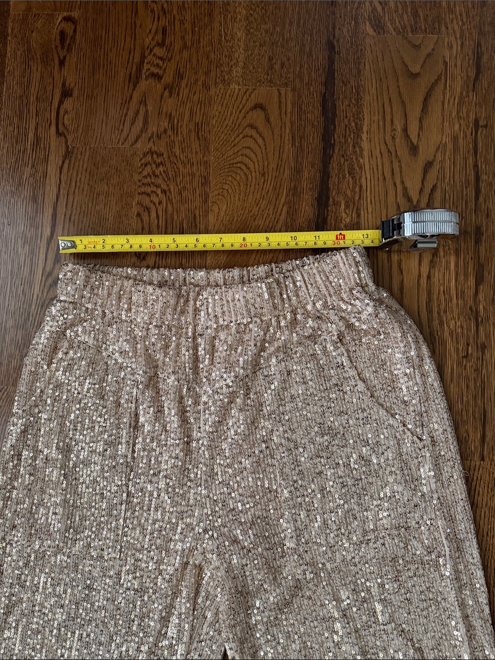 POL Sequin Jogger Pants in Champagne gold medium - Picture 11 of 12